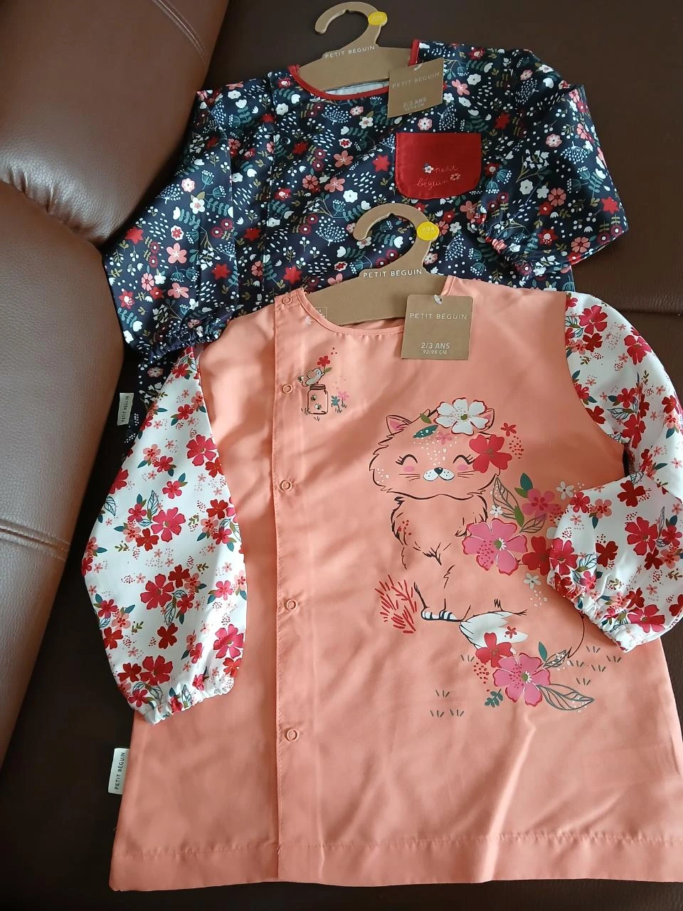 lot 2 tabliers blouses peinture deperlant fille petit beguin 92/98 cm 2/3 ans